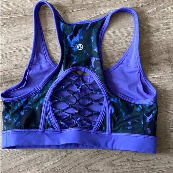 Lululemon sports bra - Picture 2 of 4